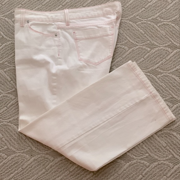 L.L. Bean White Jeans: Pink Stitching accents, Ribbon belt, Bootcut & Wider Leg - Picture 2 of 12